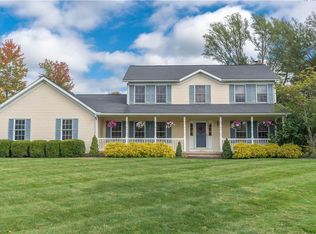 1237 Atterbury Dr, Macedonia, OH 44056