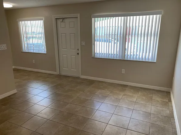 500 N Saturn Ave, Clearwater, FL 33755