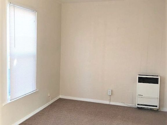 5th image of 1060 E 6th St APT 1