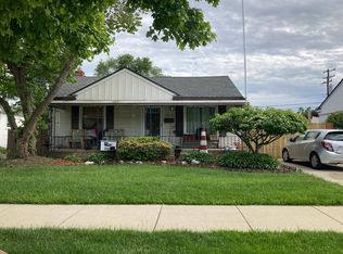 13659 Ward St, Southgate, MI 48195
