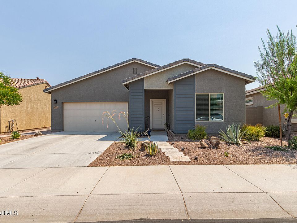 1st image of 21191 W HOLLY Street