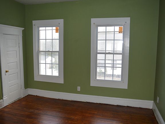 4th image of 2801 4th Ave