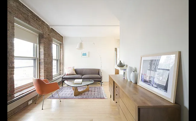 Rented by Douglas Elliman | media 32