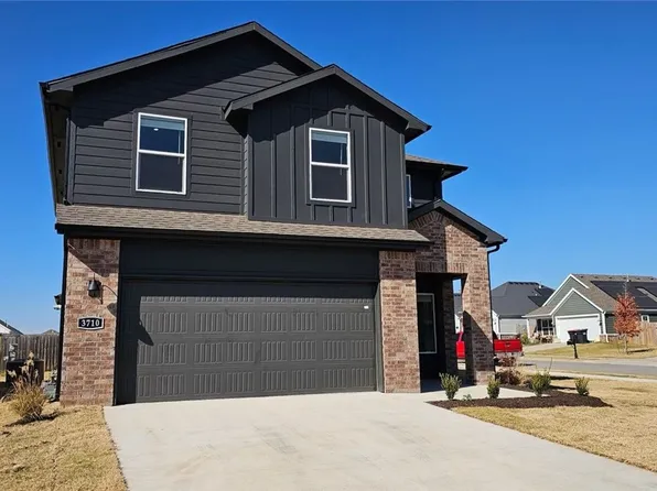 3710 Pinecrest St, Springdale, AR 72764