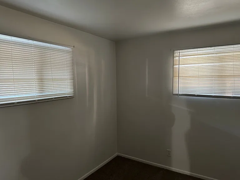 61 Crescent Dr — Photo 10
