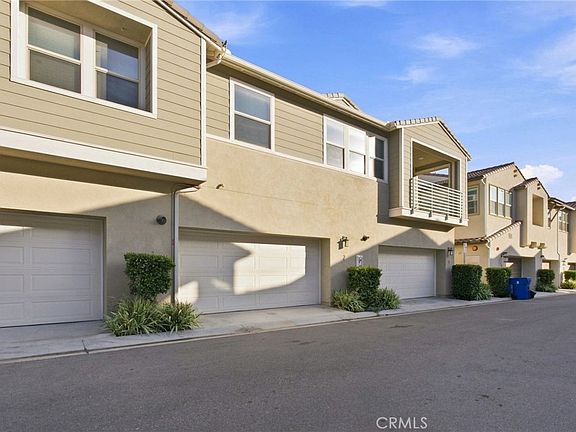 2nd image of 1134 Calle Oroblanco Unit 2