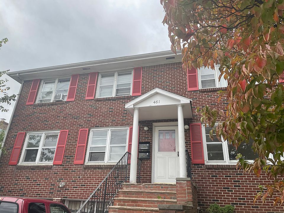 1st image of 461-463 Boyden Ave #1
