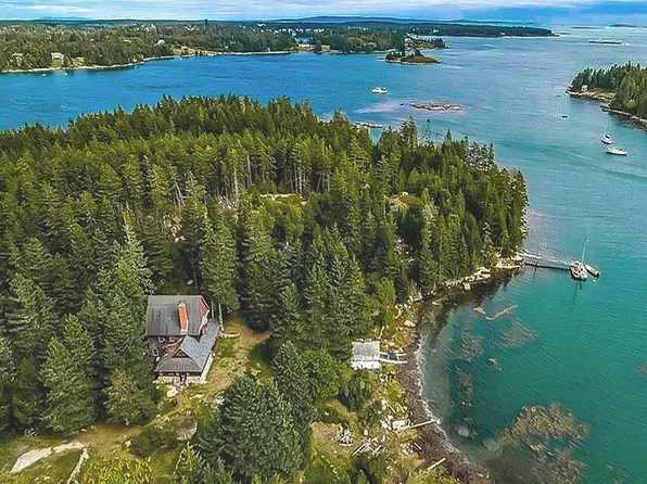 272 Green Island, Vinalhaven, ME 04863