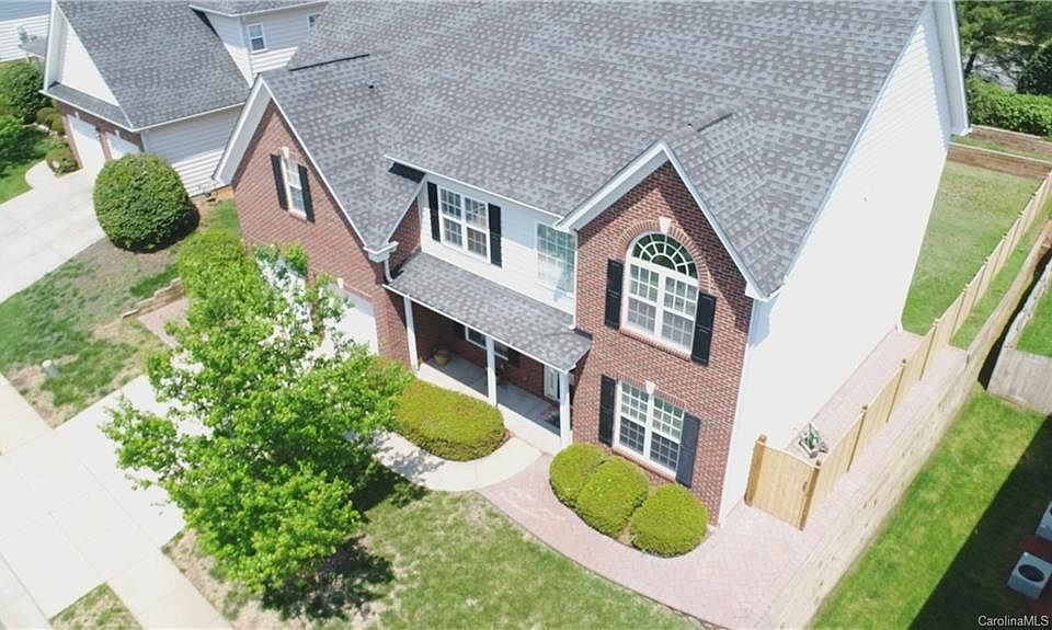 1st image of 10345 Montrose Dr