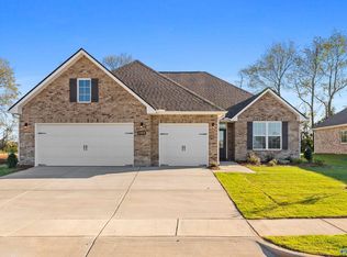 185 Slade Thomas Dr, Meridianville, AL 35759