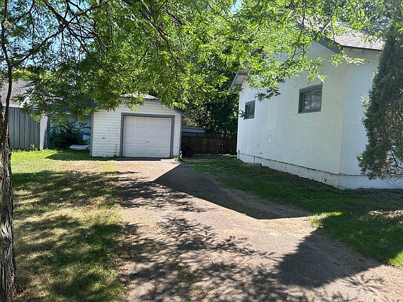 3rd image of 403 3rd St S