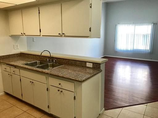 3rd image of 449 S Alexandria Ave APT 204