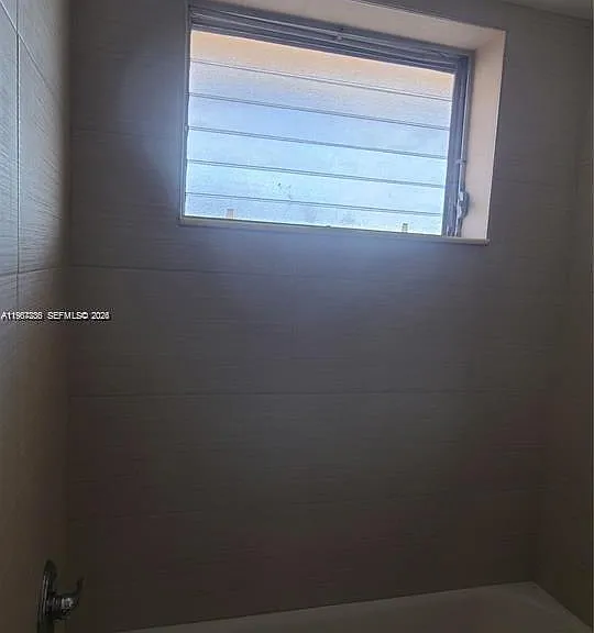 1540 NE 191st St #207 — Photo 7
