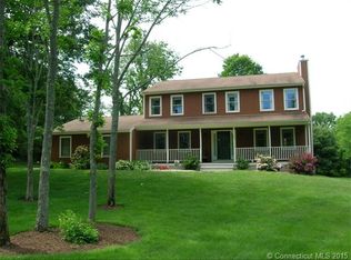 105 Red Glen Rd, Middletown, CT 06457