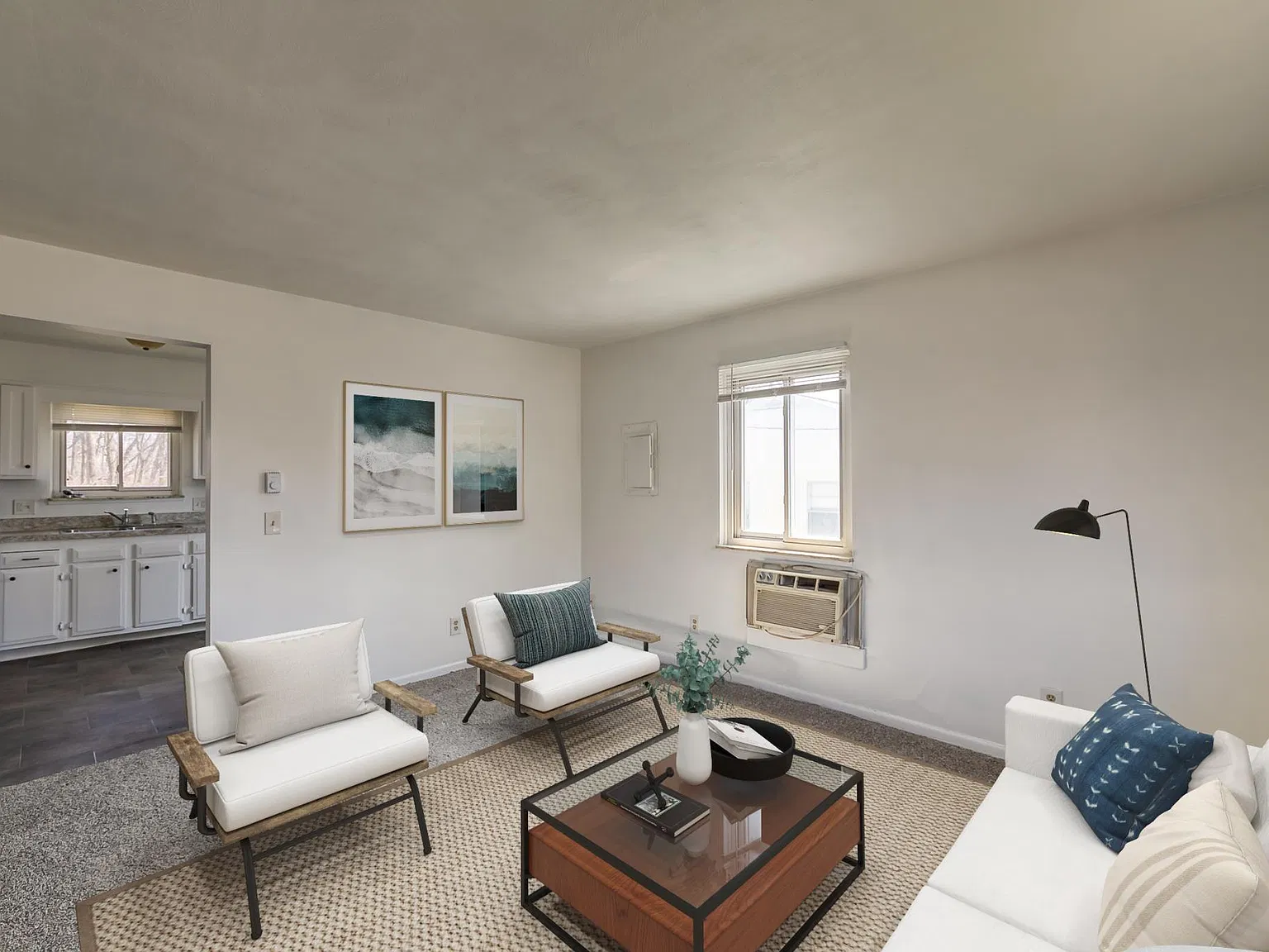 2 bed, 950 sqft, $990 — Photo 3