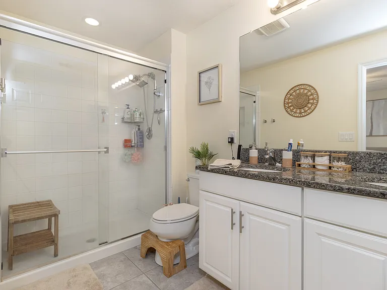 7013 Summer Holly Pl — Photo 23