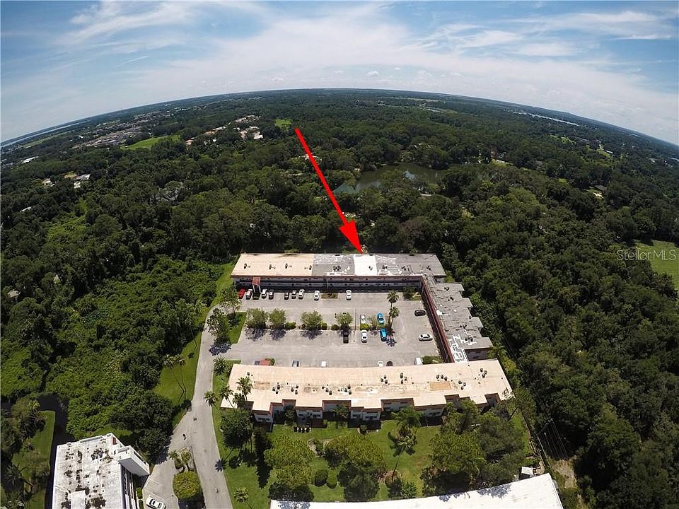 1st image of 400 El Camino Dr APT 207