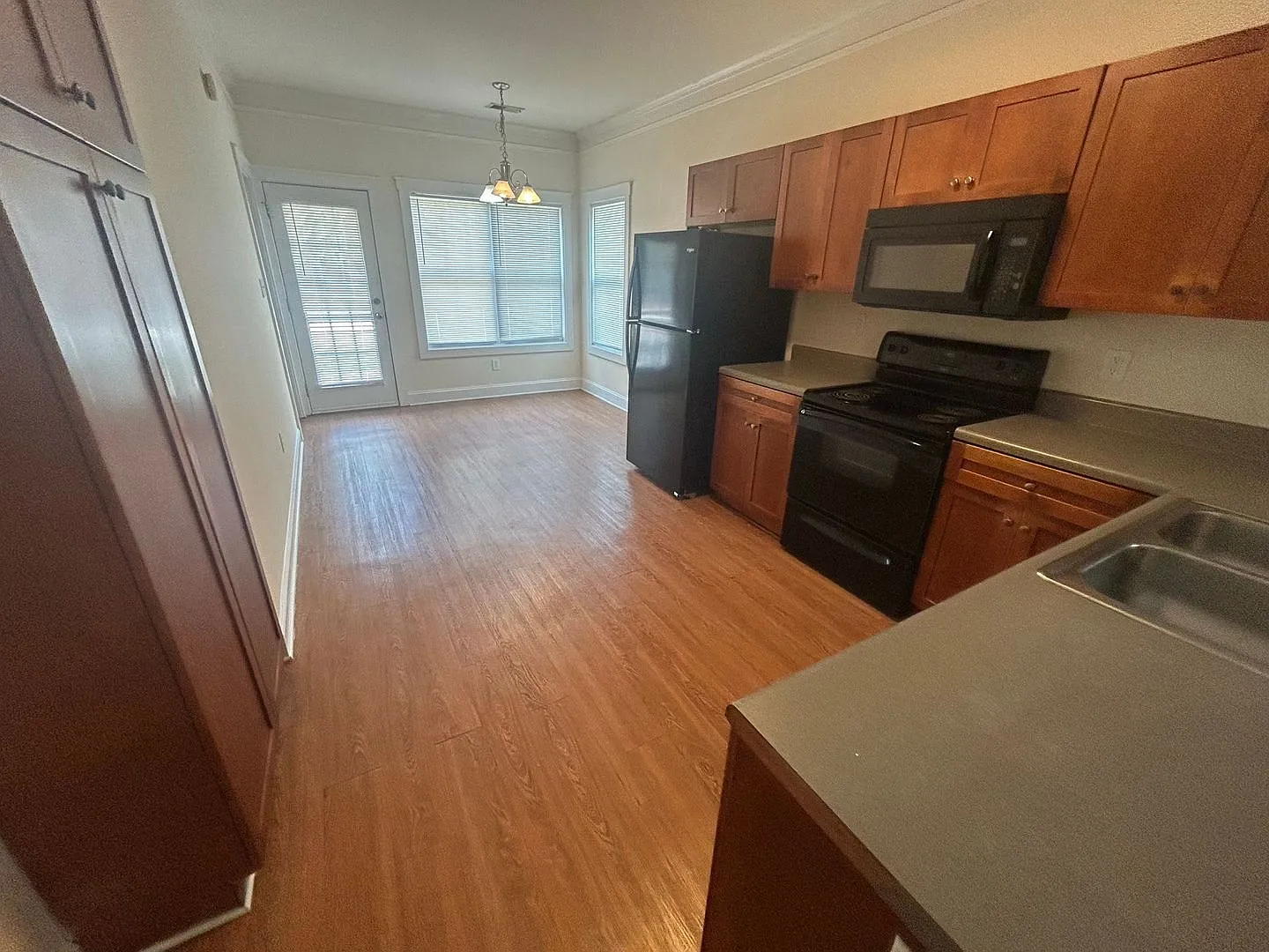 Pre-Leasing For August 6th 2027! — Photo 2