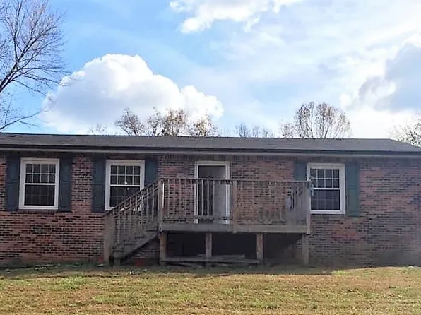 101 Hollow Rd, Mc Ewen, TN 37101
