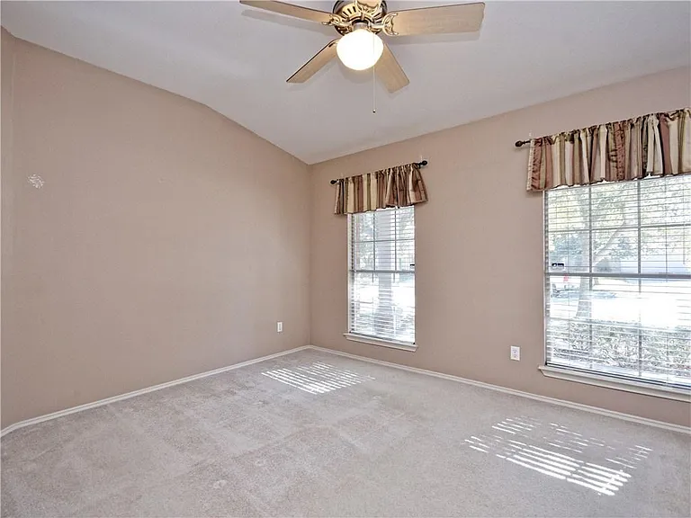 2519 Vernell Way — Photo 12