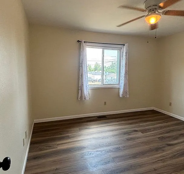2525 Broadway St — Photo 23