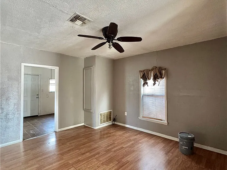510 E Richard Ave — Photo 7