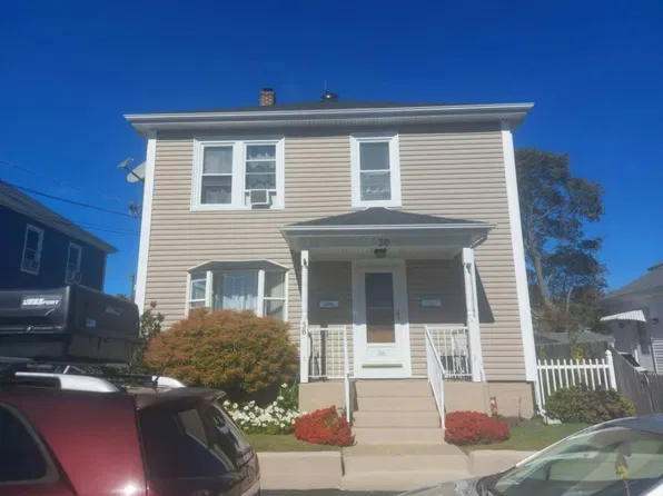 36 Harris St, Pawtucket, RI 02861