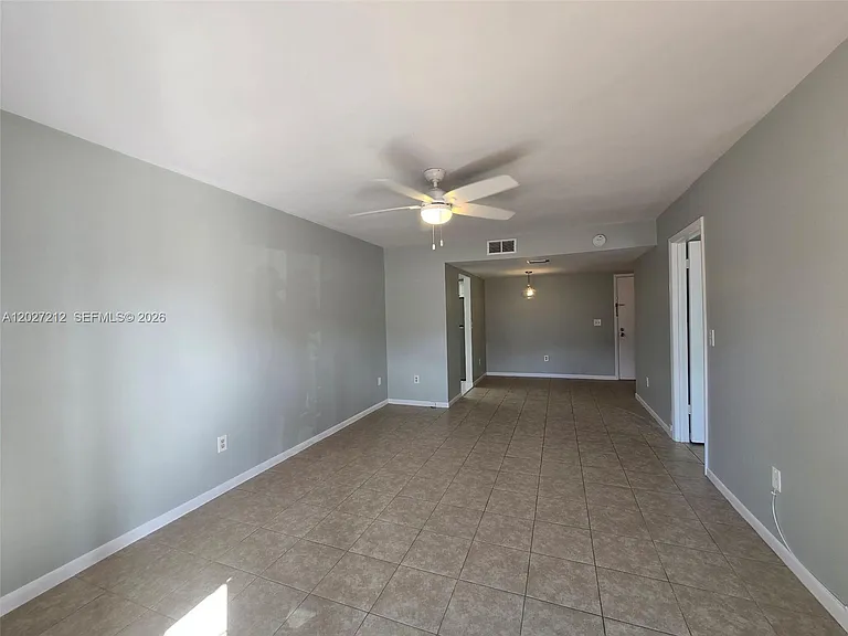 950 S Kanner Hwy #B4 — Photo 6