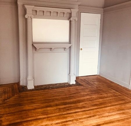 2nd image of 190 N Clinton St