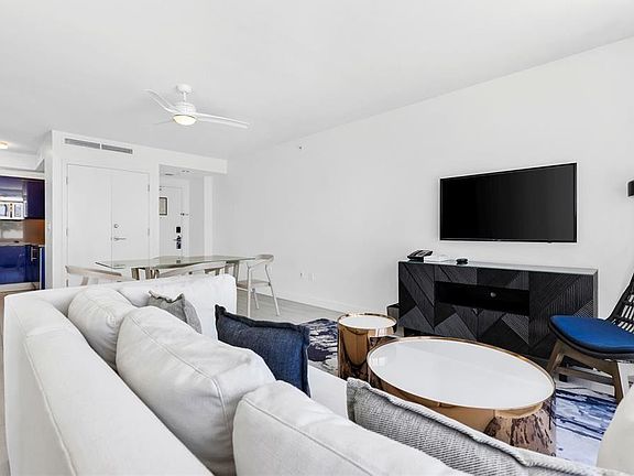 5th image of 3101 Bayshore Drive #501