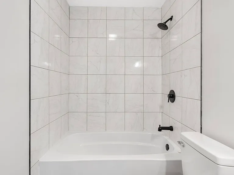 649 South Ave — Photo 2