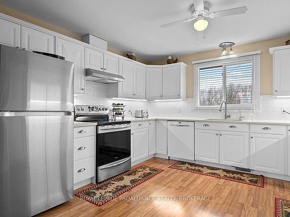 4th image of 306 Easy Ln