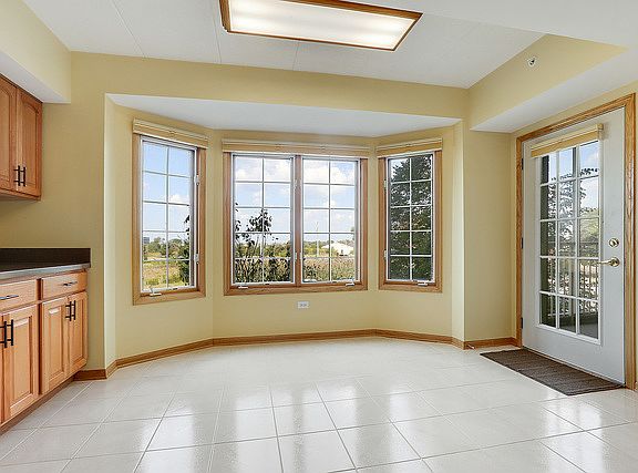 5th image of 7728 Greenway Blvd Unit 1NE