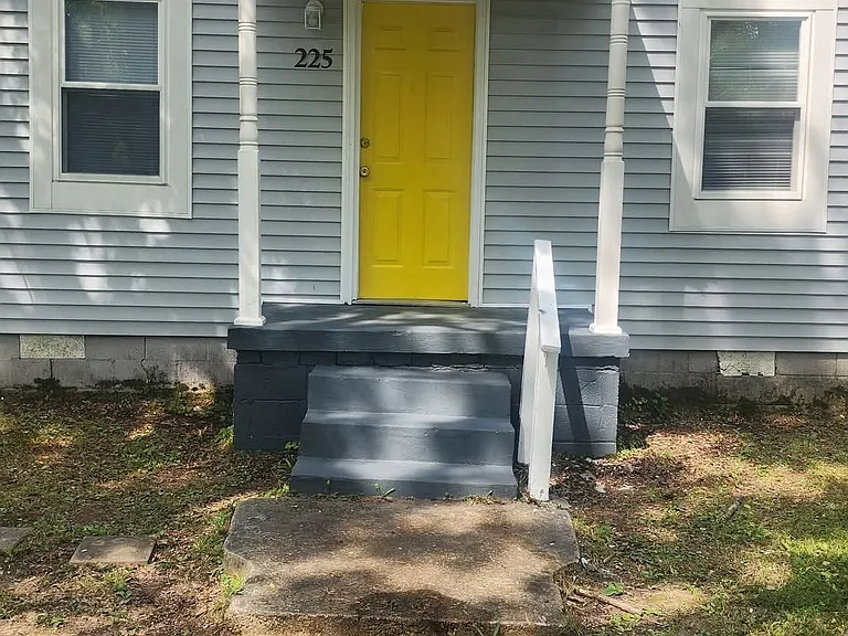 225 Simms St — Photo 9