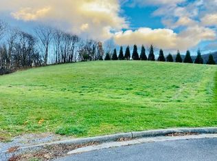 4740 Afton Ln, Roanoke, VA 24012