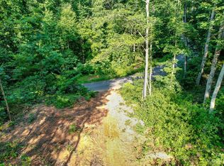 12 Calabrese Ln, Candler, NC 28715