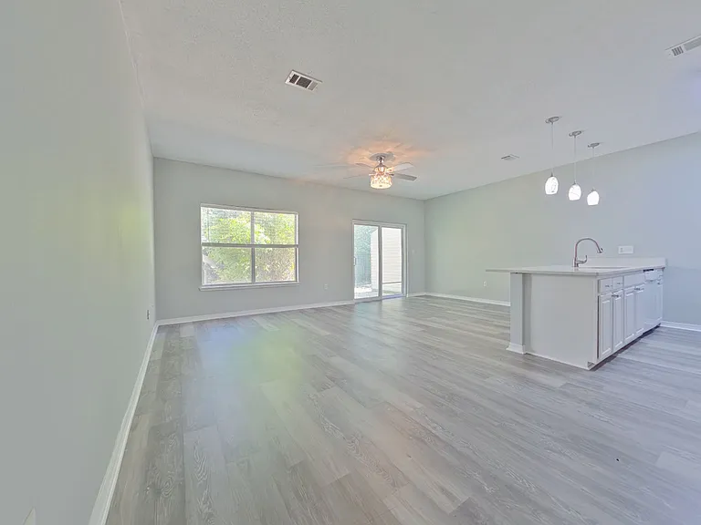 2-web-or-mls-2 Living Area_04142026