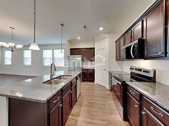 3rd image of 2315 Campbell Cove Ct