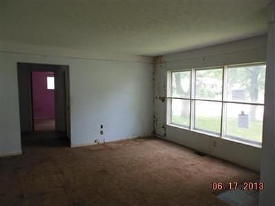 2nd image of 5406 Barrett Dr