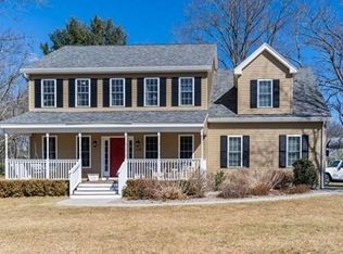 17 Dufresne Dr, Marlborough, MA 01752