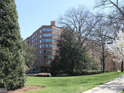 4200 Cathedral Ave NW APT 1017, Washington, DC, 20016