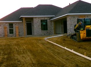 117 Madisonville Dr, Canton, MS 39046