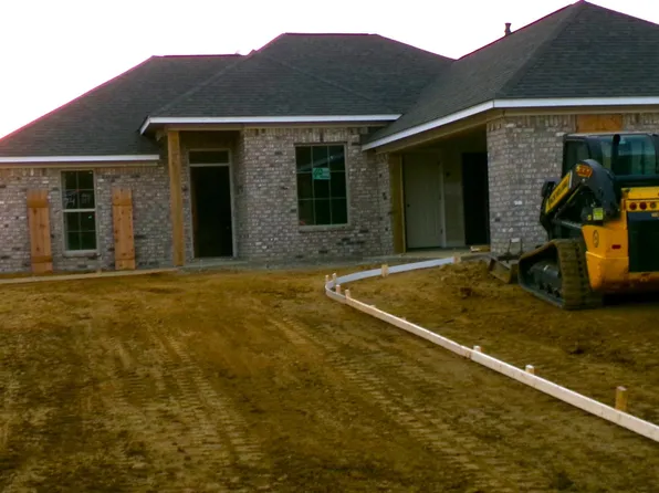 117 Madisonville Dr, Canton, MS 39046