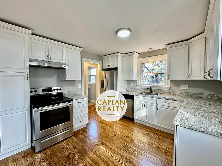 29 Wellington Rd — Photo 7