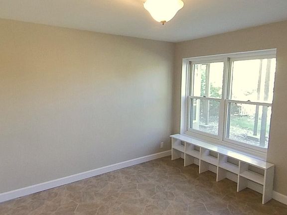 2nd image of 509 5th Ave W