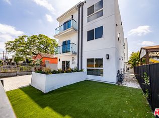 2055 1/2 S Garth Ave, Los Angeles, CA 90034