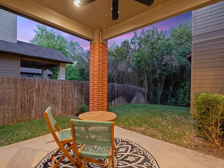 2911 Corbin Ln — Photo 32
