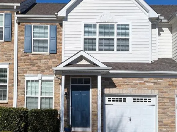 351 Pennycress Rd, Allentown, PA 18104