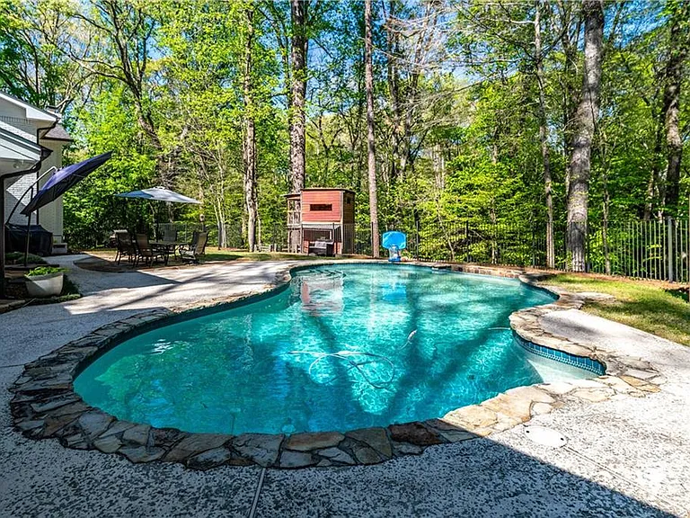 4115 Glen Devon Dr NW — Photo 45