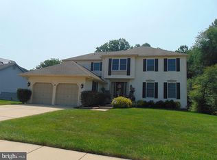 29 Mercer Dr, Sicklerville, NJ 08081